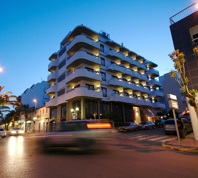 Apartamentos Parot Quality Santa Eularia des Riu Eksteriør bilde